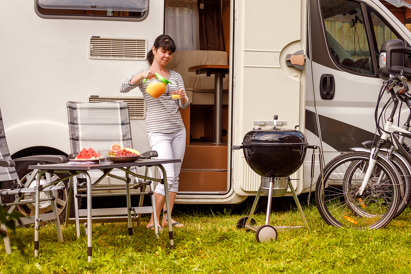 Camping-Küche ohne Ballast: der leichte Weg zu Kocher, Geschirr und Vorrat