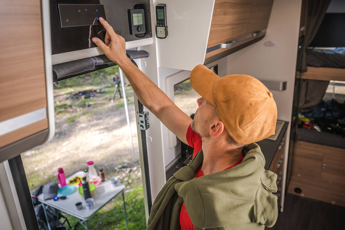 Wasserpumpe, Boiler und Leitungen: das Frischwassersystem im Wohnmobil verstehen und pflegen