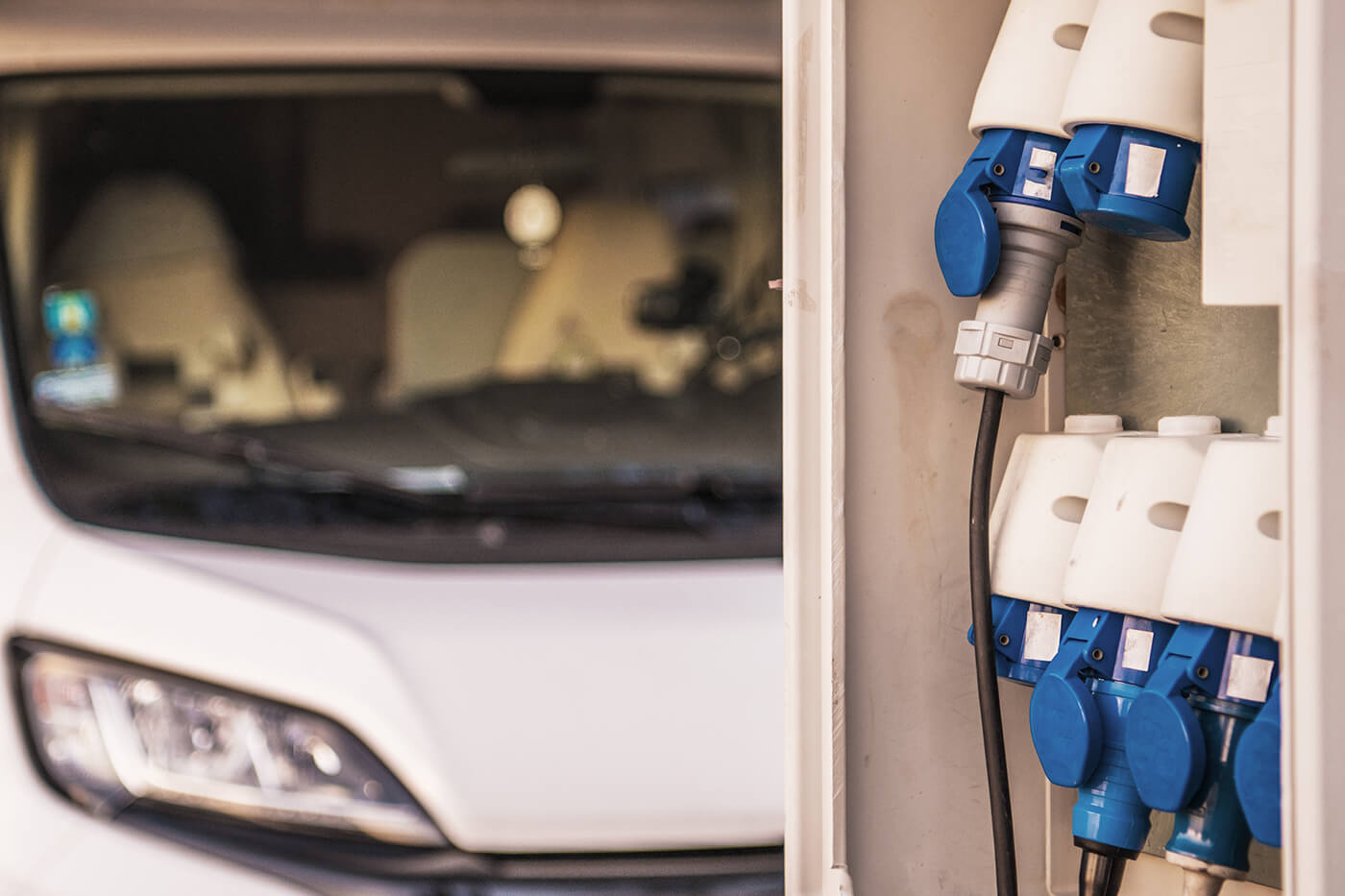 Das 12-Volt-Bordnetz verstehen: Warum die Sicherung das Kabel schützt - nicht das Gerät