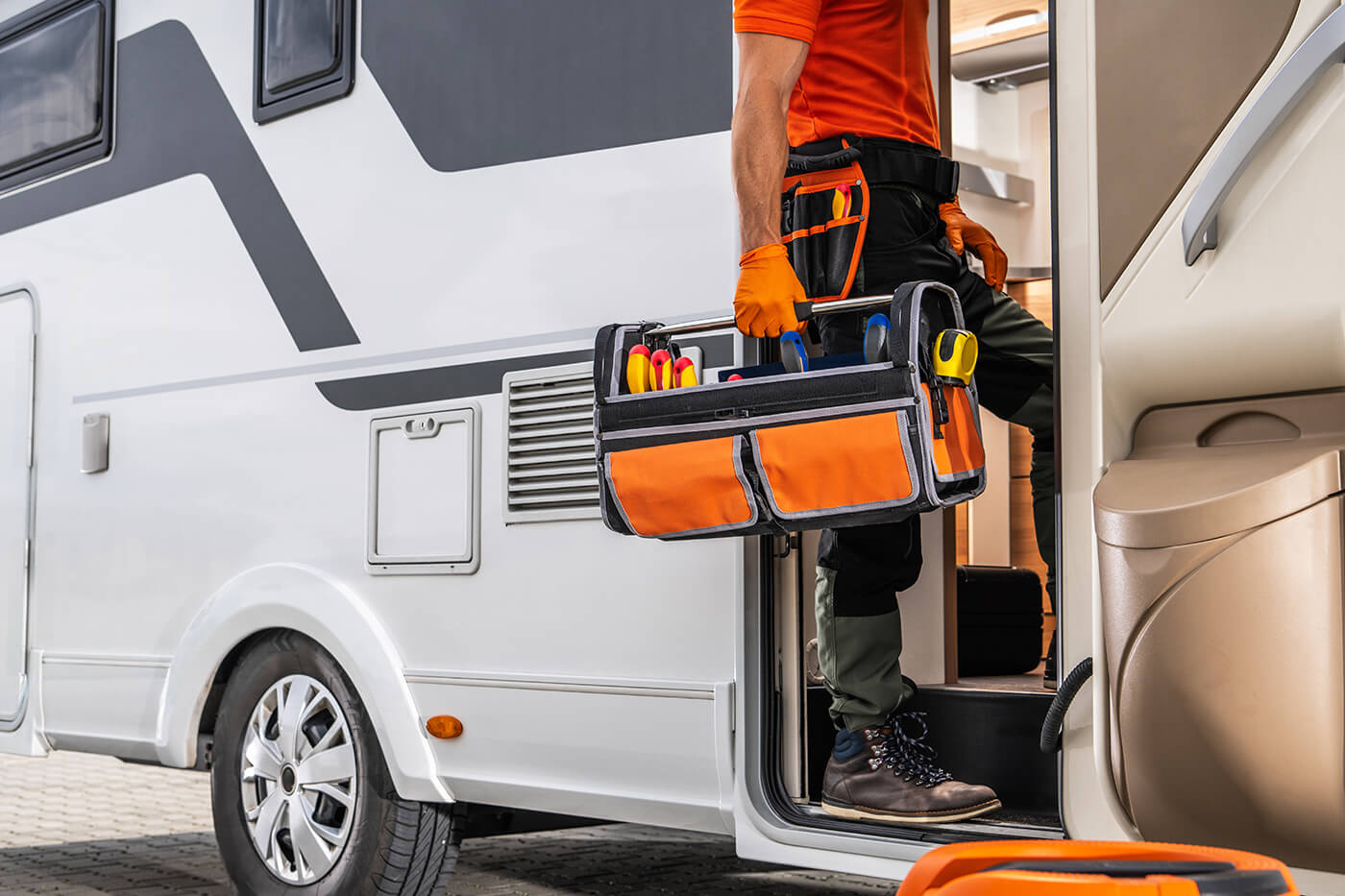 Werkzeug an Bord: Die Pannenausrüstung fürs Wohnmobil, die wirklich hilft